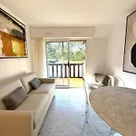 Le Royal Panorama - *