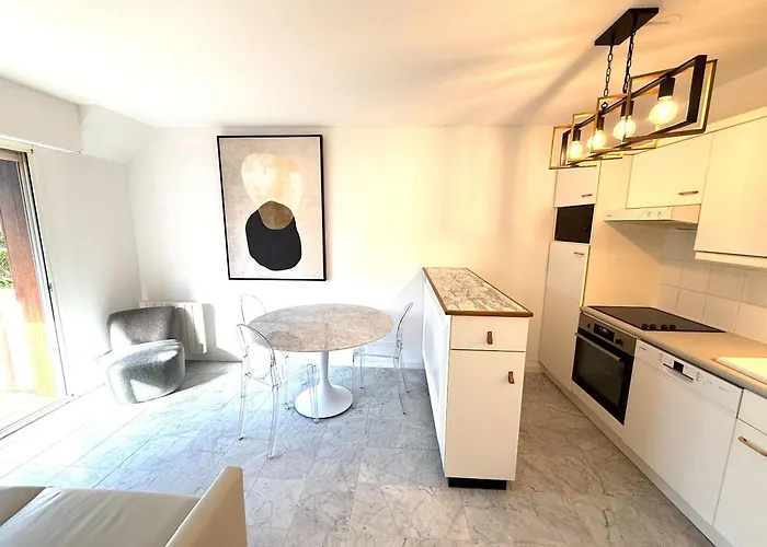 בית נופש Le Royal Panorama - דוביל