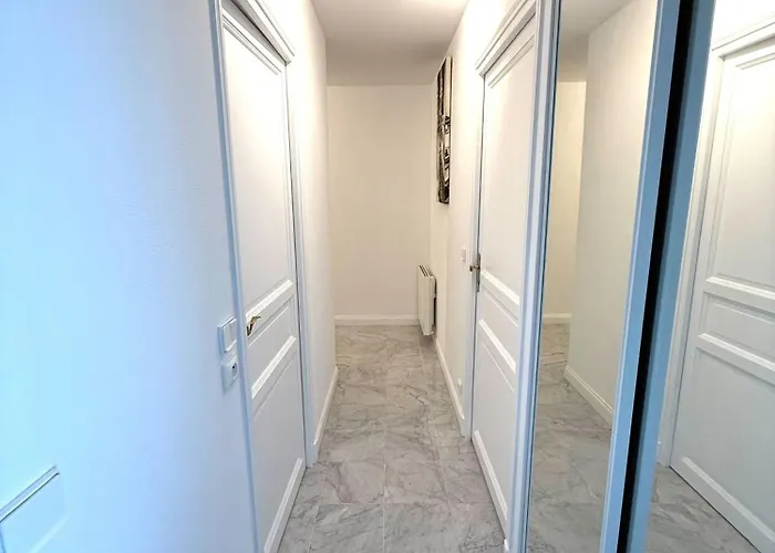 Le Royal Panorama - *